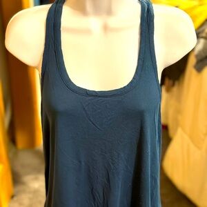 Gap Pure dual colored tank top